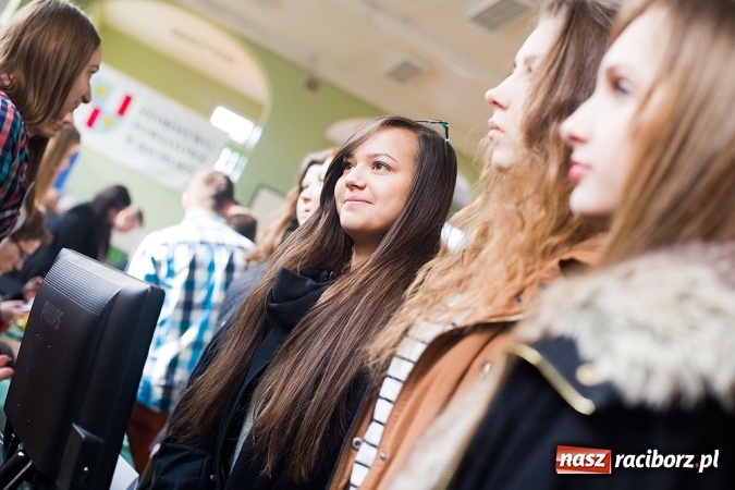 Zdjęcie w galerii na portalu naszraciborz.pl: Targi Pracy i Edukacji w Budowlance - fotoreportaż wiadomości z regionu