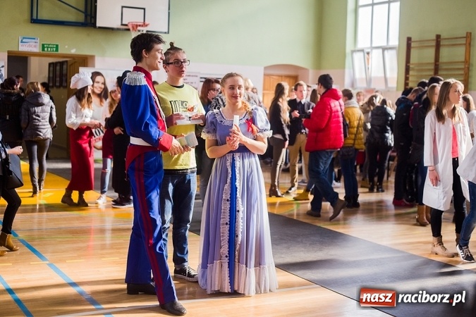 Zdjęcie w galerii na portalu naszraciborz.pl: Targi Pracy i Edukacji w Budowlance - fotoreportaż wiadomości z regionu
