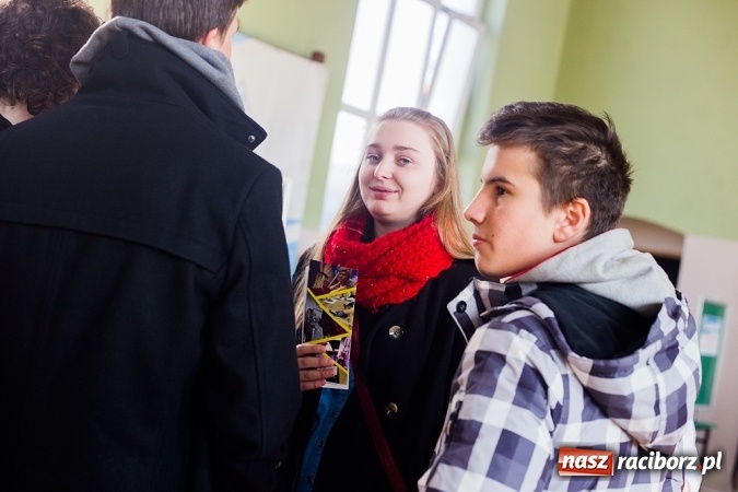Zdjęcie w galerii na portalu naszraciborz.pl: Targi Pracy i Edukacji w Budowlance - fotoreportaż wiadomości z regionu