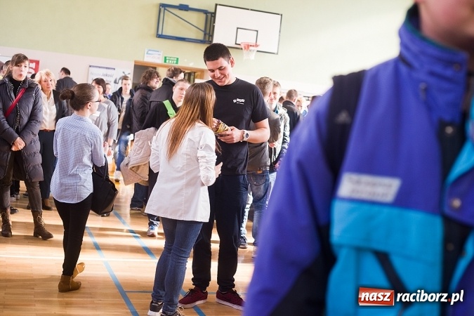 Zdjęcie w galerii na portalu naszraciborz.pl: Targi Pracy i Edukacji w Budowlance - fotoreportaż wiadomości z regionu