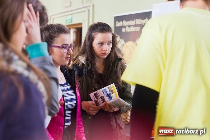 Zdjęcie w galerii na portalu naszraciborz.pl: Targi Pracy i Edukacji w Budowlance - fotoreportaż wiadomości z regionu
