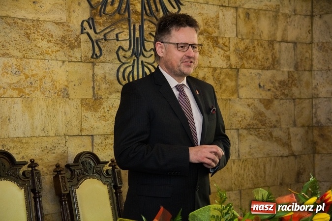 Zdjęcie w galerii na portalu naszraciborz.pl: Kolejne pary odznaczone Medalami za Długoletnie Pożycie Małżeńskie wiadomości z regionu