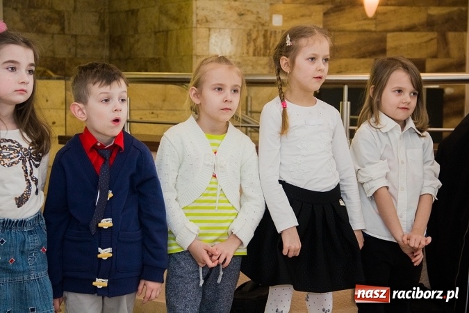 Zdjęcie w galerii na portalu naszraciborz.pl: Kolejne pary odznaczone Medalami za Długoletnie Pożycie Małżeńskie wiadomości z regionu