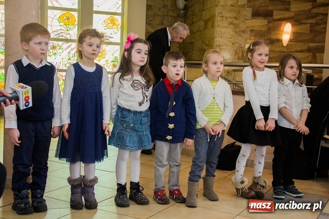 Zdjęcie w galerii na portalu naszraciborz.pl: Kolejne pary odznaczone Medalami za Długoletnie Pożycie Małżeńskie wiadomości z regionu