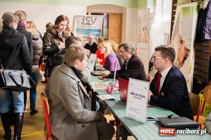 Zdjęcie w galerii na portalu naszraciborz.pl: Ponad tysiąc ofert od blisko osiemdziesięciu wystawców - finał targów w Budowlance wiadomości z regionu