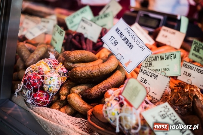 Zdjęcie w galerii na portalu naszraciborz.pl: Wędzarnia zaprasza na wielkanocne zakupy i życzy Wesołych Świąt! wiadomości z regionu