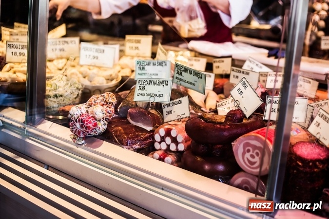 Zdjęcie w galerii na portalu naszraciborz.pl: Wędzarnia zaprasza na wielkanocne zakupy i życzy Wesołych Świąt! wiadomości z regionu