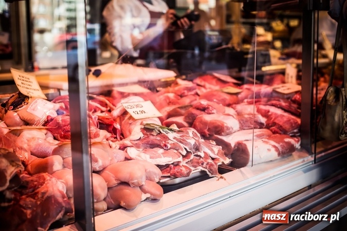 Zdjęcie w galerii na portalu naszraciborz.pl: Wędzarnia zaprasza na wielkanocne zakupy i życzy Wesołych Świąt! wiadomości z regionu