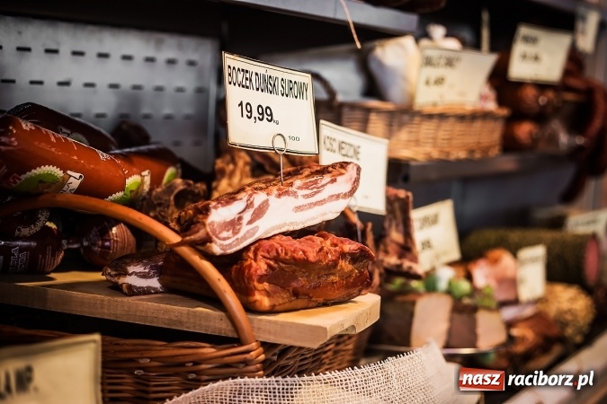 Zdjęcie w galerii na portalu naszraciborz.pl: Wędzarnia zaprasza na wielkanocne zakupy i życzy Wesołych Świąt! wiadomości z regionu