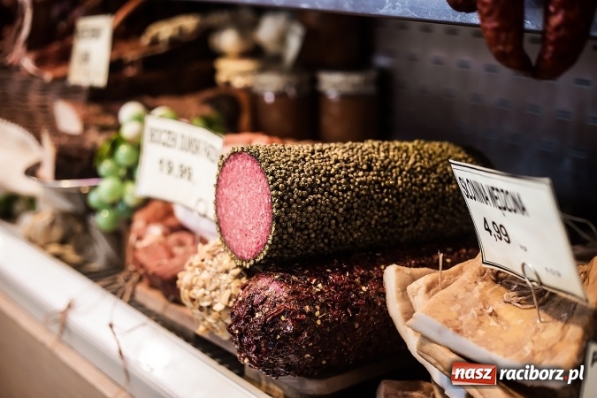 Zdjęcie w galerii na portalu naszraciborz.pl: Wędzarnia zaprasza na wielkanocne zakupy i życzy Wesołych Świąt! wiadomości z regionu