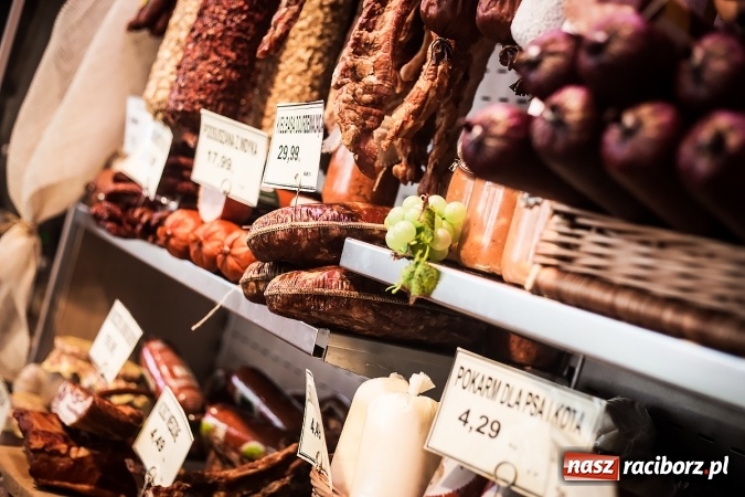 Zdjęcie w galerii na portalu naszraciborz.pl: Wędzarnia zaprasza na wielkanocne zakupy i życzy Wesołych Świąt! wiadomości z regionu