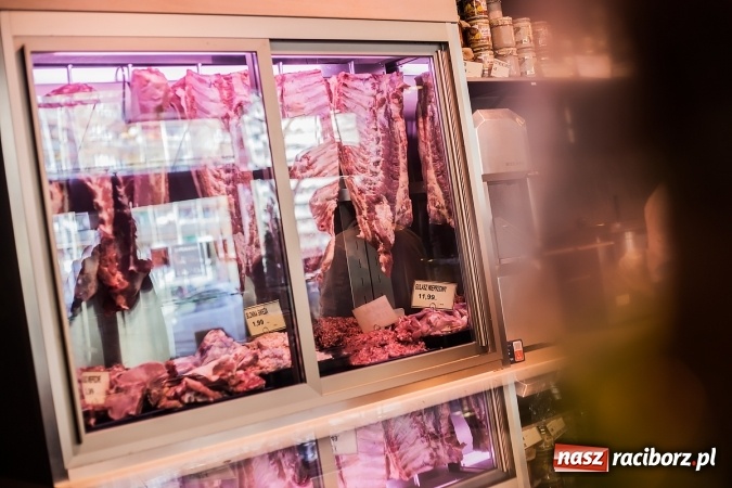 Zdjęcie w galerii na portalu naszraciborz.pl: Wędzarnia zaprasza na wielkanocne zakupy i życzy Wesołych Świąt! wiadomości z regionu