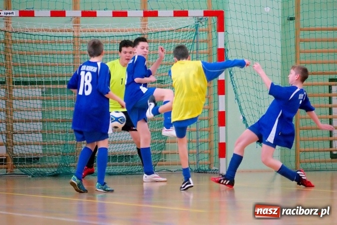 Zdjęcie w galerii na portalu naszraciborz.pl: Raciborska Unia zdominowała turniej trampkarzy starszych. Paweł Witt najlepszym zawodnikiem i królem strzelców wiadomości z regionu