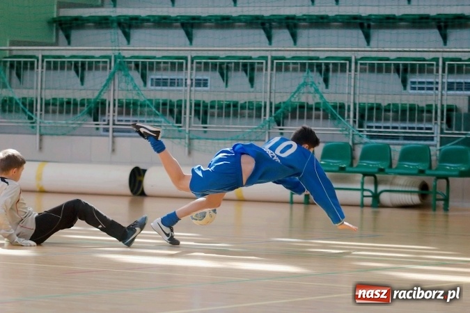 Zdjęcie w galerii na portalu naszraciborz.pl: Raciborska Unia zdominowała turniej trampkarzy starszych. Paweł Witt najlepszym zawodnikiem i królem strzelców wiadomości z regionu
