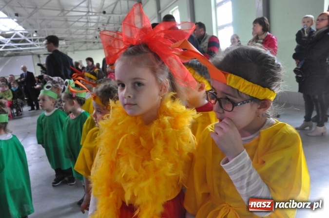 Zdjęcie w galerii na portalu naszraciborz.pl: Same smakołyki na pietrowickich stołach - powiatowy konkurs potraw regionalnych wiadomości z regionu