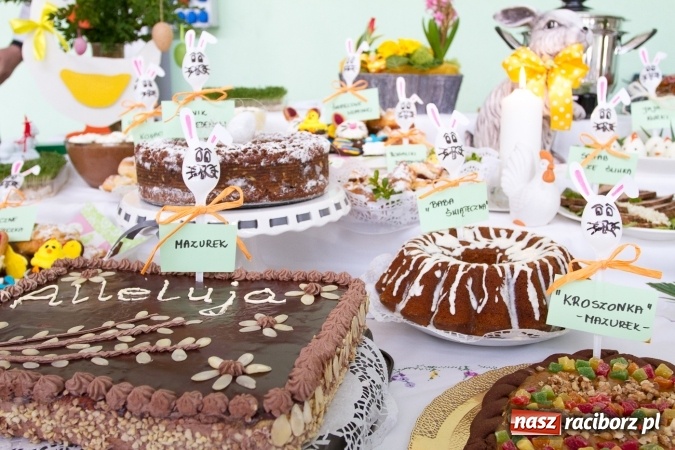 Zdjęcie w galerii na portalu naszraciborz.pl: Same smakołyki na pietrowickich stołach - powiatowy konkurs potraw regionalnych wiadomości z regionu