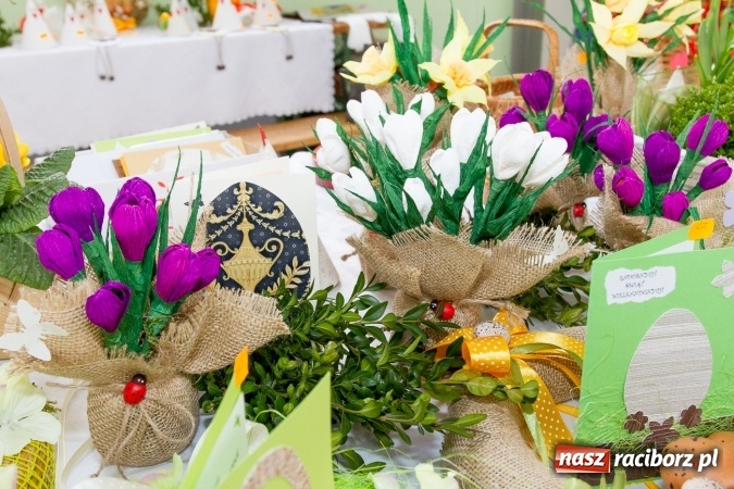 Zdjęcie w galerii na portalu naszraciborz.pl: Same smakołyki na pietrowickich stołach - powiatowy konkurs potraw regionalnych wiadomości z regionu