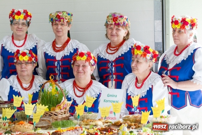 Zdjęcie w galerii na portalu naszraciborz.pl: Same smakołyki na pietrowickich stołach - powiatowy konkurs potraw regionalnych wiadomości z regionu