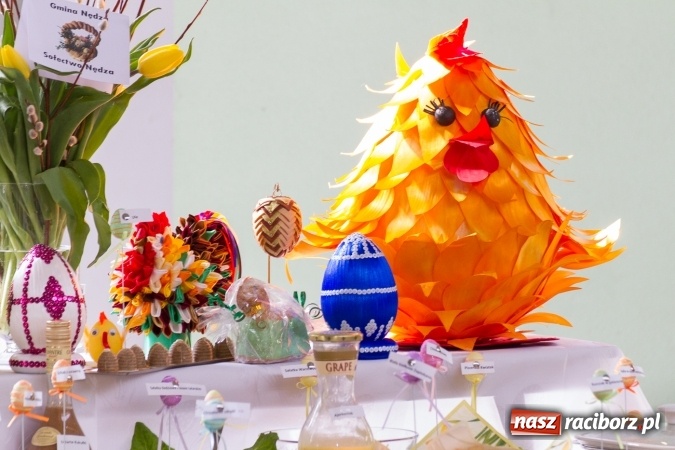 Zdjęcie w galerii na portalu naszraciborz.pl: Same smakołyki na pietrowickich stołach - powiatowy konkurs potraw regionalnych wiadomości z regionu