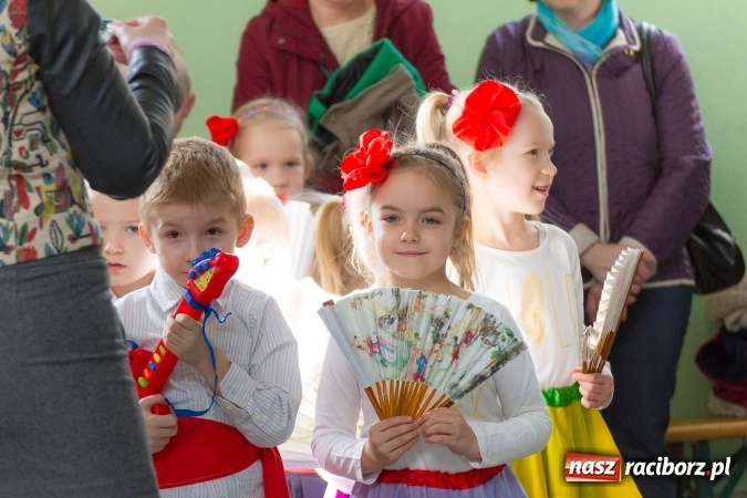 Zdjęcie w galerii na portalu naszraciborz.pl: Same smakołyki na pietrowickich stołach - powiatowy konkurs potraw regionalnych wiadomości z regionu