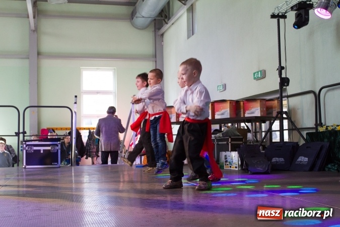 Zdjęcie w galerii na portalu naszraciborz.pl: Same smakołyki na pietrowickich stołach - powiatowy konkurs potraw regionalnych wiadomości z regionu