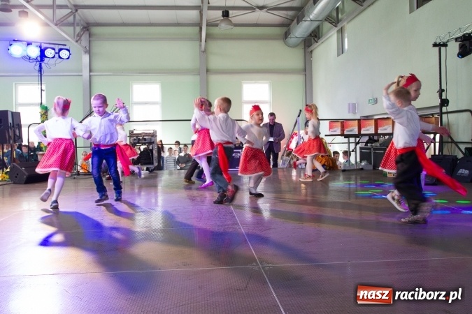 Zdjęcie w galerii na portalu naszraciborz.pl: Same smakołyki na pietrowickich stołach - powiatowy konkurs potraw regionalnych wiadomości z regionu