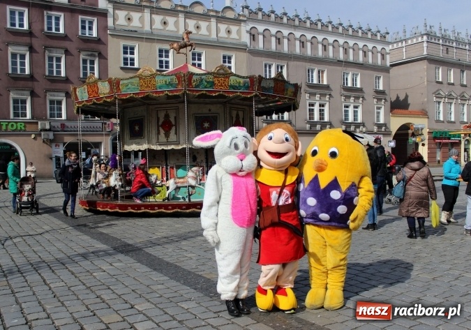 Zdjęcie w galerii na portalu naszraciborz.pl: Jarmark Wielkanocny w Raciborzu - pyszności, ozdoby i średniowieczna tradycja wiadomości z regionu