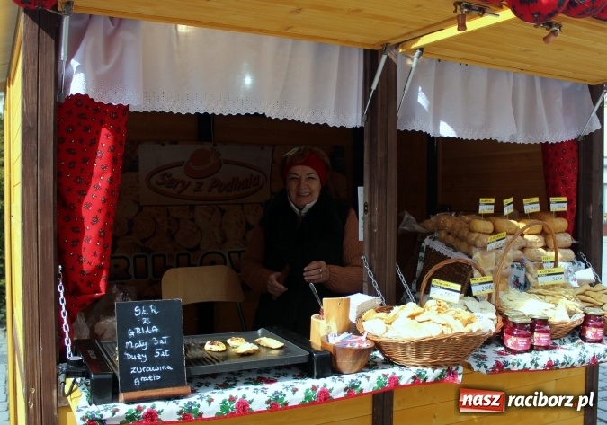 Zdjęcie w galerii na portalu naszraciborz.pl: Jarmark Wielkanocny w Raciborzu - pyszności, ozdoby i średniowieczna tradycja wiadomości z regionu