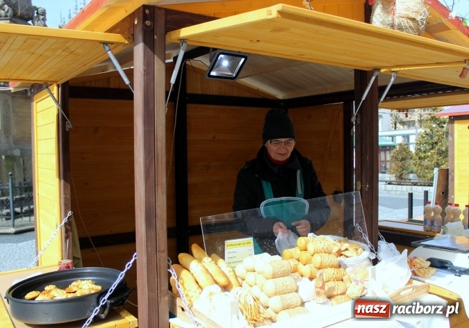 Zdjęcie w galerii na portalu naszraciborz.pl: Jarmark Wielkanocny w Raciborzu - pyszności, ozdoby i średniowieczna tradycja wiadomości z regionu