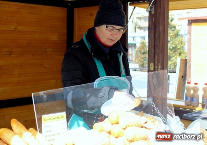 Zdjęcie w galerii na portalu naszraciborz.pl: Jarmark Wielkanocny w Raciborzu - pyszności, ozdoby i średniowieczna tradycja wiadomości z regionu