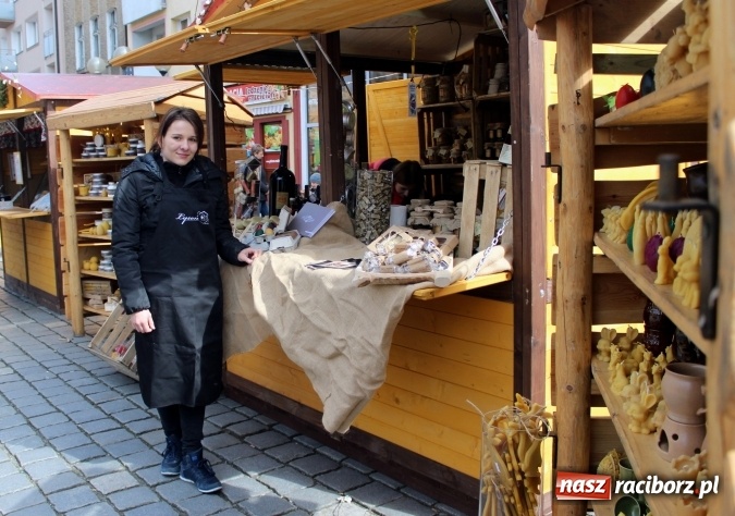 Zdjęcie w galerii na portalu naszraciborz.pl: Jarmark Wielkanocny w Raciborzu - pyszności, ozdoby i średniowieczna tradycja wiadomości z regionu