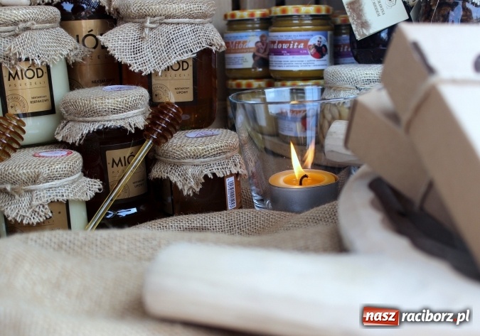 Zdjęcie w galerii na portalu naszraciborz.pl: Jarmark Wielkanocny w Raciborzu - pyszności, ozdoby i średniowieczna tradycja wiadomości z regionu