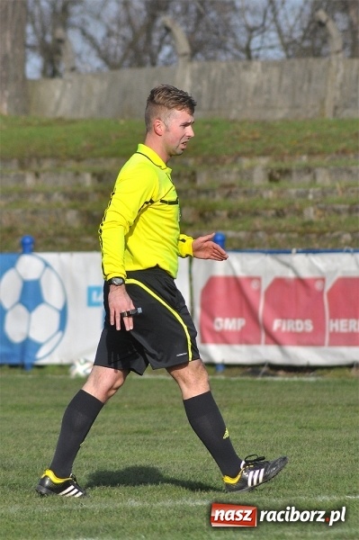 Zdjęcie w galerii na portalu naszraciborz.pl: IV liga: Podział punktów na inaugurację wiosny wiadomości z regionu