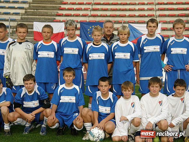 Zdjęcie w galerii na portalu naszraciborz.pl: Cztery gole w meczu trampkarzy Banika Ostrava z drużyną Andrzeja Marcowa  wiadomości z regionu