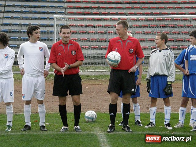 Zdjęcie w galerii na portalu naszraciborz.pl: Cztery gole w meczu trampkarzy Banika Ostrava z drużyną Andrzeja Marcowa  wiadomości z regionu