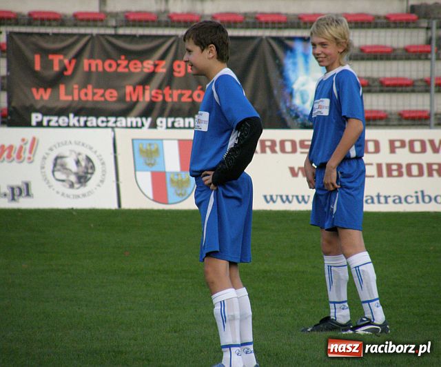 Zdjęcie w galerii na portalu naszraciborz.pl: Cztery gole w meczu trampkarzy Banika Ostrava z drużyną Andrzeja Marcowa  wiadomości z regionu