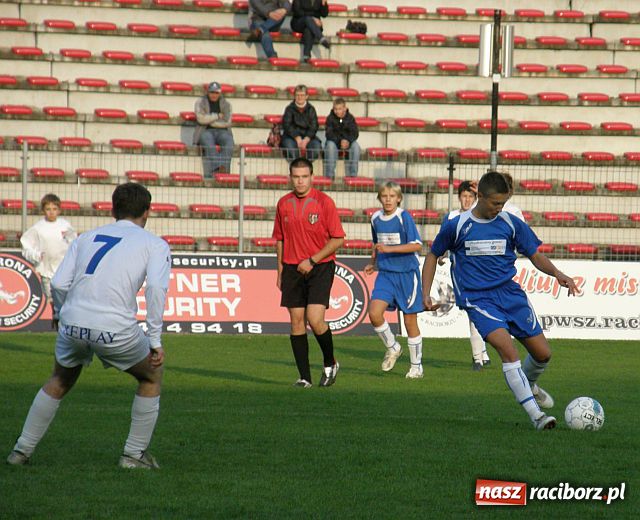 Zdjęcie w galerii na portalu naszraciborz.pl: Cztery gole w meczu trampkarzy Banika Ostrava z drużyną Andrzeja Marcowa  wiadomości z regionu