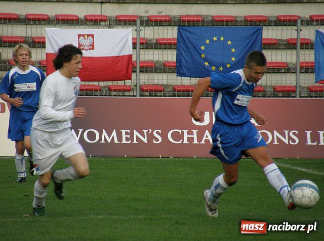 Zdjęcie w galerii na portalu naszraciborz.pl: Cztery gole w meczu trampkarzy Banika Ostrava z drużyną Andrzeja Marcowa  wiadomości z regionu