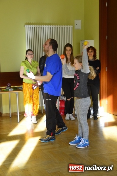 Zdjęcie w galerii na portalu naszraciborz.pl: Fundacja Dr Clown wręczyła nagrody w konkursie wielkanocnym wiadomości z regionu