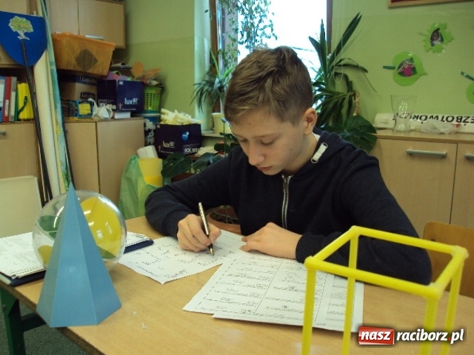 Zdjęcie w galerii na portalu naszraciborz.pl: Laureat Wojew&oacute;dzkiego Konkursu Matematycznego z SP 3 wiadomości z regionu