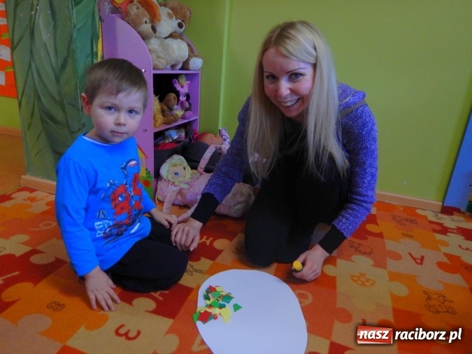 Zdjęcie w galerii na portalu naszraciborz.pl: Wielkanocne warsztaty w Domowym Przedszkolu wiadomości z regionu