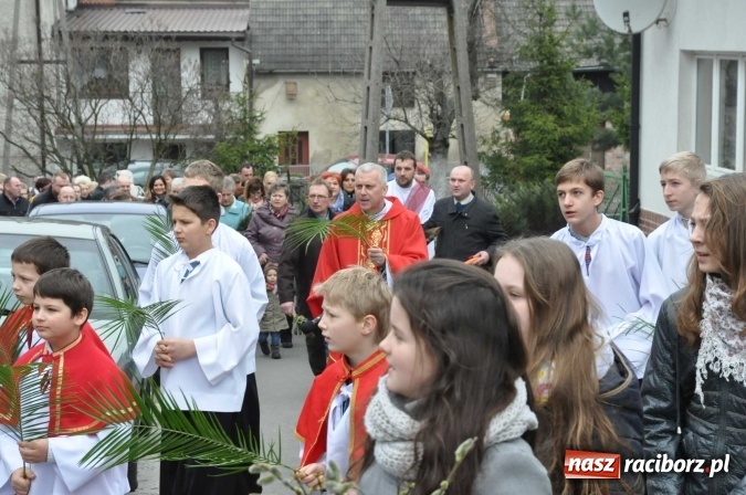 Zdjęcie w galerii na portalu naszraciborz.pl: Dziś Niedziela Palmowa. W Kościele katolickim początek Wielkiego Tygodnia wiadomości z regionu