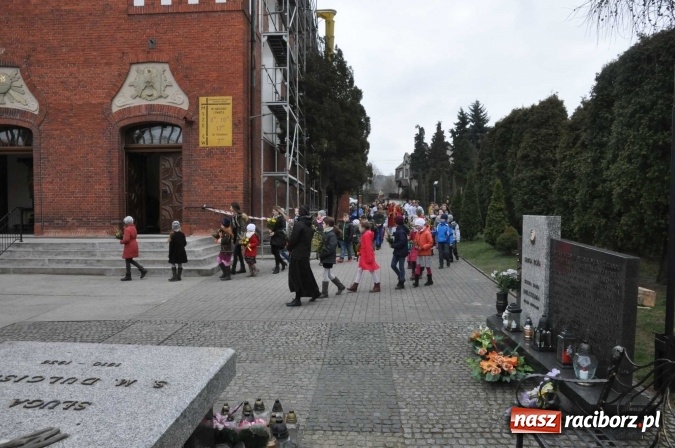 Zdjęcie w galerii na portalu naszraciborz.pl: Dziś Niedziela Palmowa. W Kościele katolickim początek Wielkiego Tygodnia wiadomości z regionu
