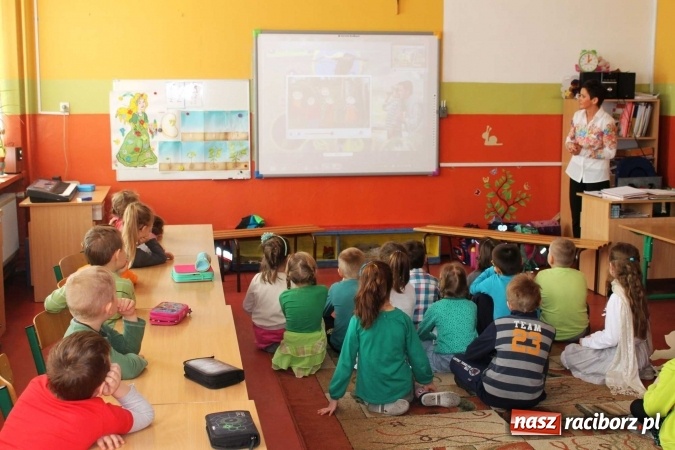 Zdjęcie w galerii na portalu naszraciborz.pl: Dni otwarte w wiosennym nastroju na Płoni  wiadomości z regionu