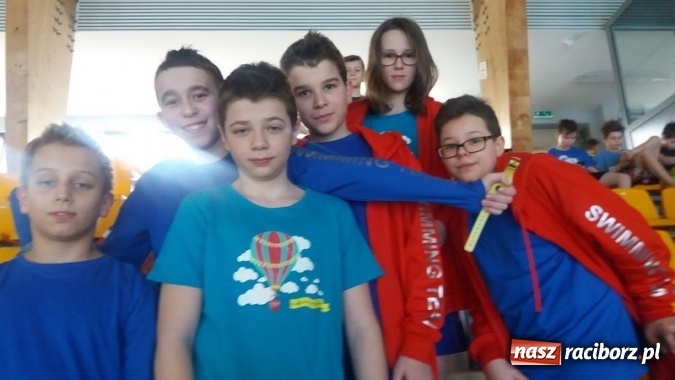 Zdjęcie w galerii na portalu naszraciborz.pl: Pływanie. Młodzicy z Raciborza na podium  wiadomości z regionu