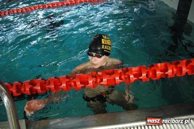 Zdjęcie w galerii na portalu naszraciborz.pl: Pływanie. Młodzicy z Raciborza na podium  wiadomości z regionu