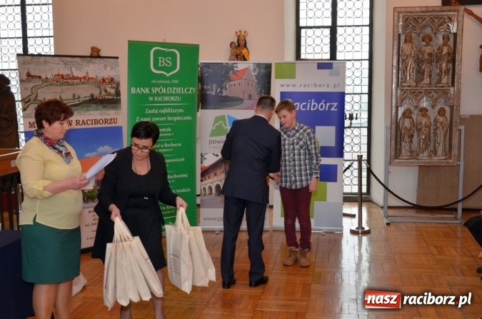 Zdjęcie w galerii na portalu naszraciborz.pl: XI Powiatowy Konkurs na Ozdoby Wielkanocne rozstrzygnięty wiadomości z regionu