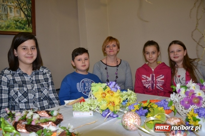 Zdjęcie w galerii na portalu naszraciborz.pl: Baby, mazurki, pisanki, czyli wielkanocne klimaty w Tworkowie wiadomości z regionu