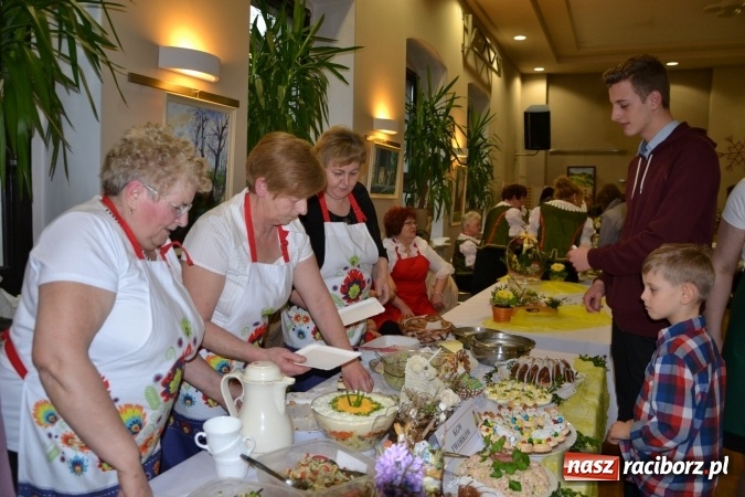 Zdjęcie w galerii na portalu naszraciborz.pl: Baby, mazurki, pisanki, czyli wielkanocne klimaty w Tworkowie wiadomości z regionu