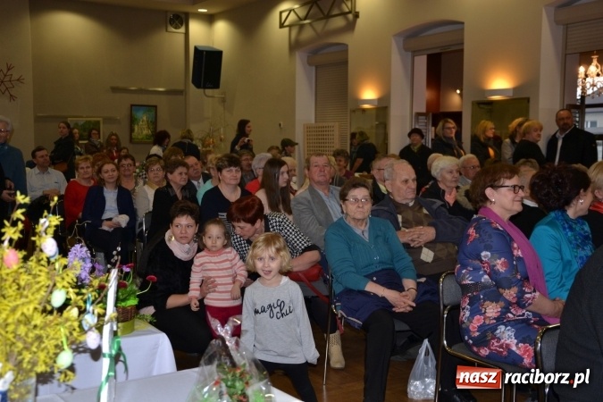 Zdjęcie w galerii na portalu naszraciborz.pl: Baby, mazurki, pisanki, czyli wielkanocne klimaty w Tworkowie wiadomości z regionu